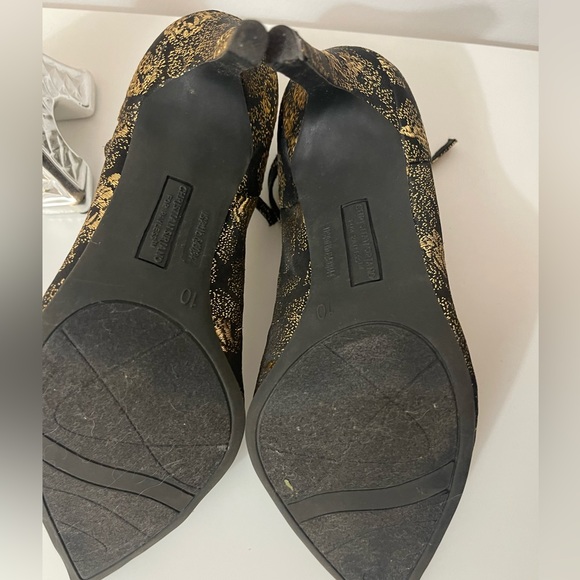 Black and gold print, size 10 - Picture 4 of 6